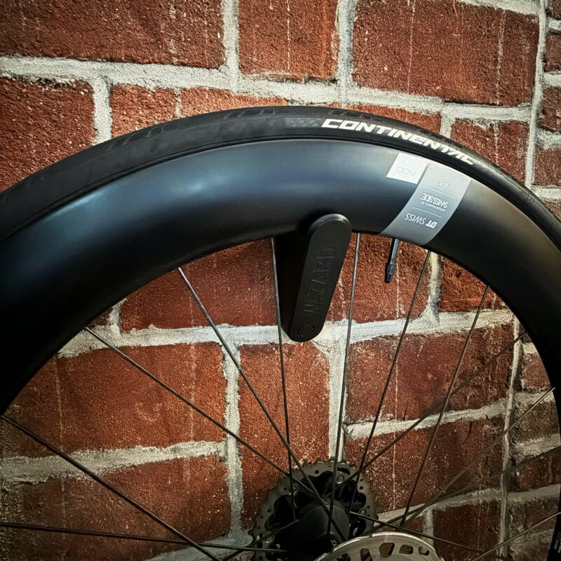 Uchwyt ścienny na koło Grappa