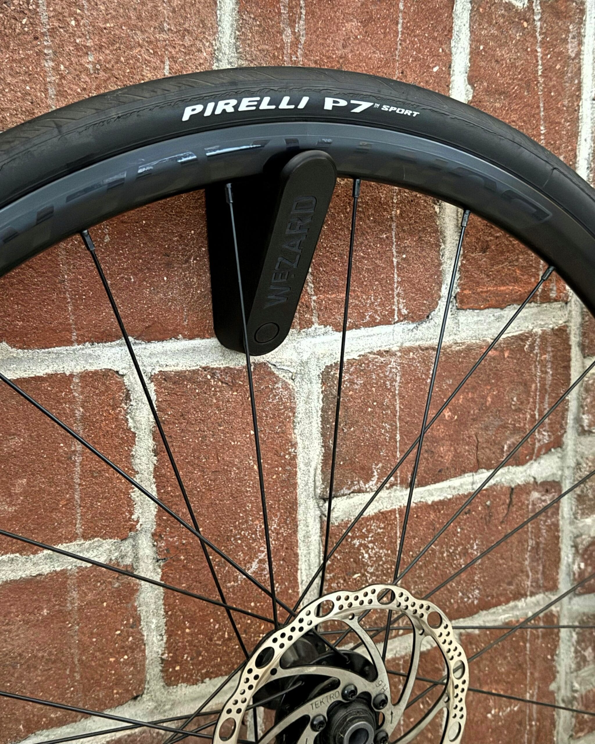 Uchwyt ścienny na koło Grappa - obrazek 3