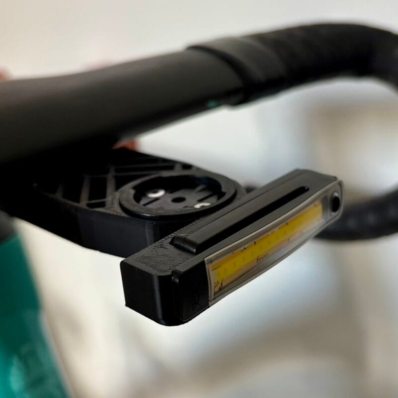 Uchwyt licznik rowerowy Garmin/Wahoo i lampkę KNOG plus